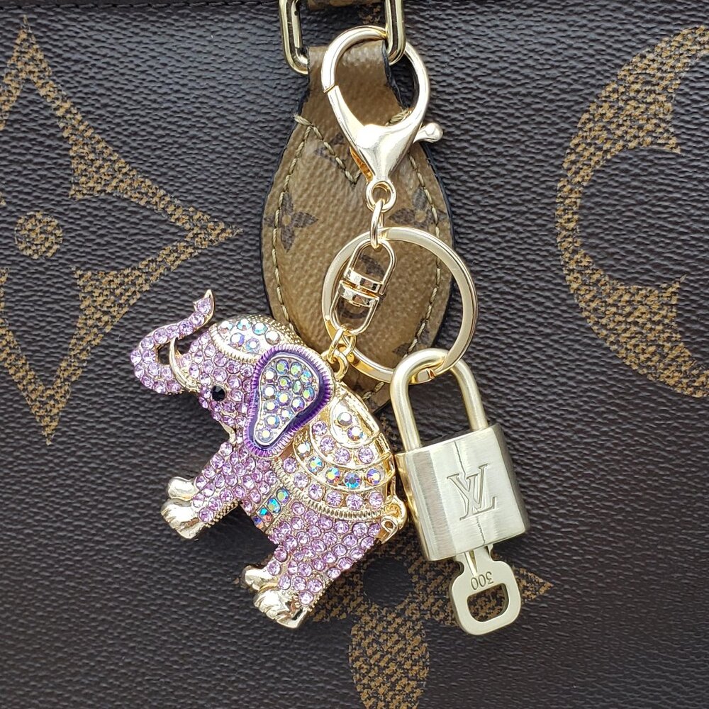 Authentic Louis Vuitton Padlock & Key Gold✨Unbranded Elephant Bag Charm Keychain